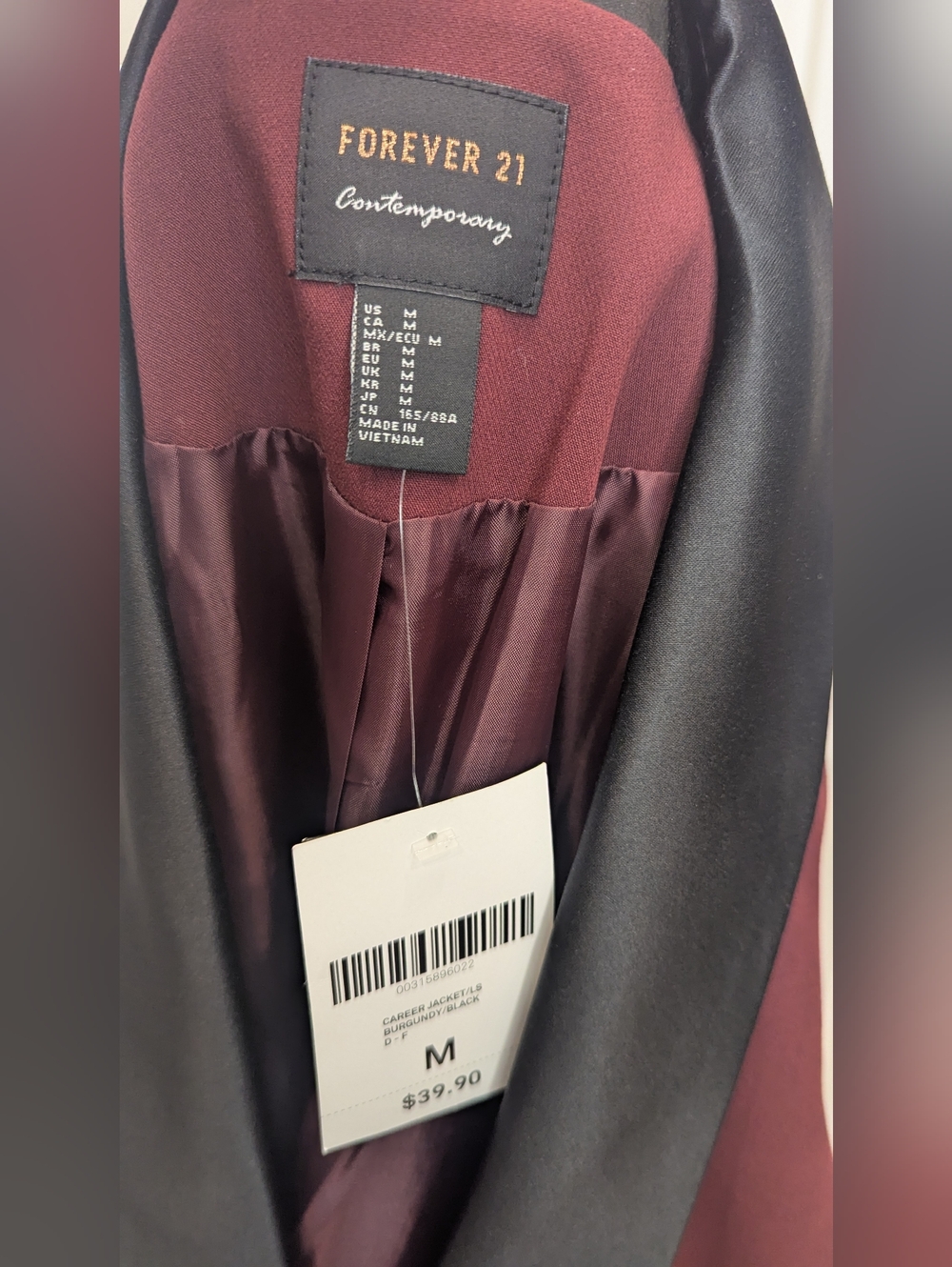 Forever 21 Burgundy Blazer with Black Satin Lapel. Size M. NWT. - Picture 8 of 10